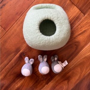 LOVEVERY adorable perfect condition hide and seek bunnies